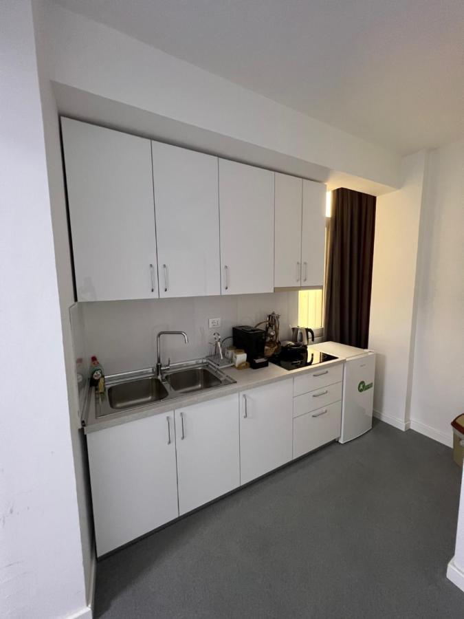 Skenderbej Rooms Tirana Exteriör bild